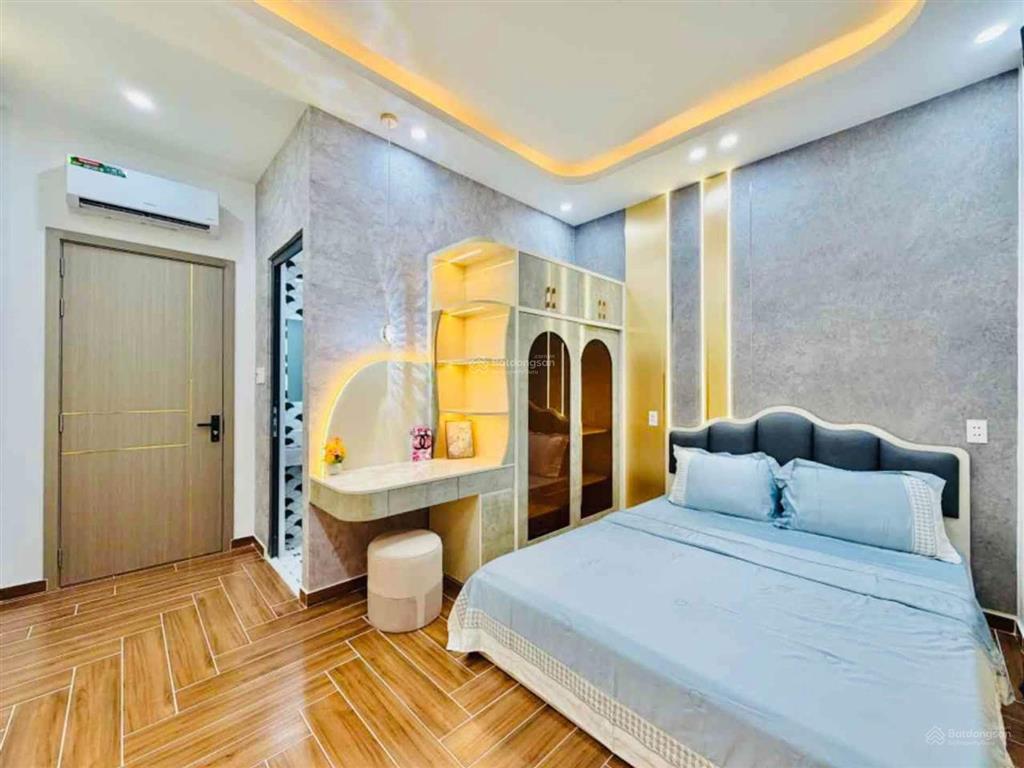 Bán nhà gần chợ tân sơn  nhà mới 4 tầng 4pn  48m2  hẻm xe hơi  chỉ hơn 5 tỷ