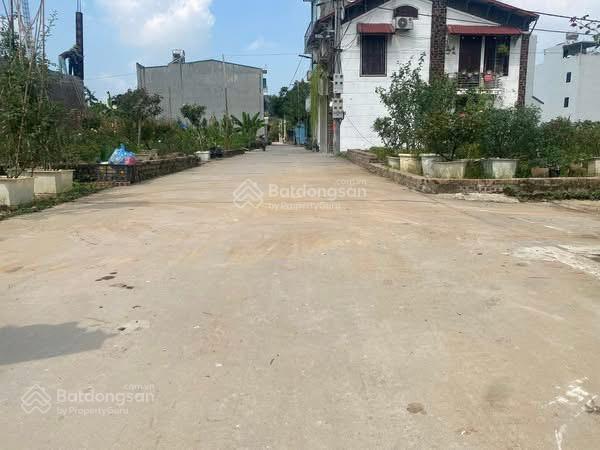 Cắt lỗ nhanh lô đất 152m2. mt8m ,tt hoà lạc ,sát đh quốc gia,cnc, dh fpt , metro5. giá  3 tỷ.