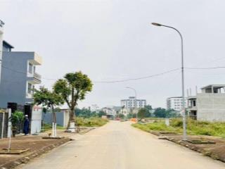 Bán gấp nhanh lô đất 138m2. mt8m, xã phú cát, sát khu tổ hợp y tế,khu cnc,gần ga metro5,metrocity