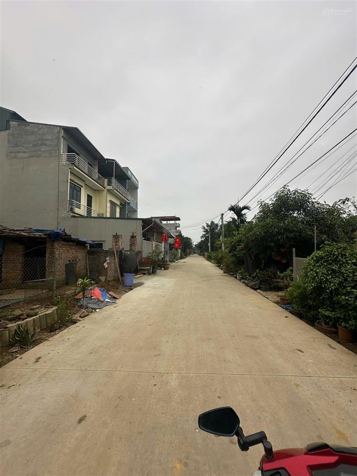 Bán nhanh 148m lô đất nền vai réo, hoà lạc. gần dh quốc gia, metro 5, xây trọ ngay. giá 23tr/m