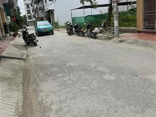 Bán gấp lô đất 175m. mt 8m,phú cát, hoà lạc.sát đh gtvt, cmc, tổ hợp y tế,metro 5. giá chỉ 23tr/m