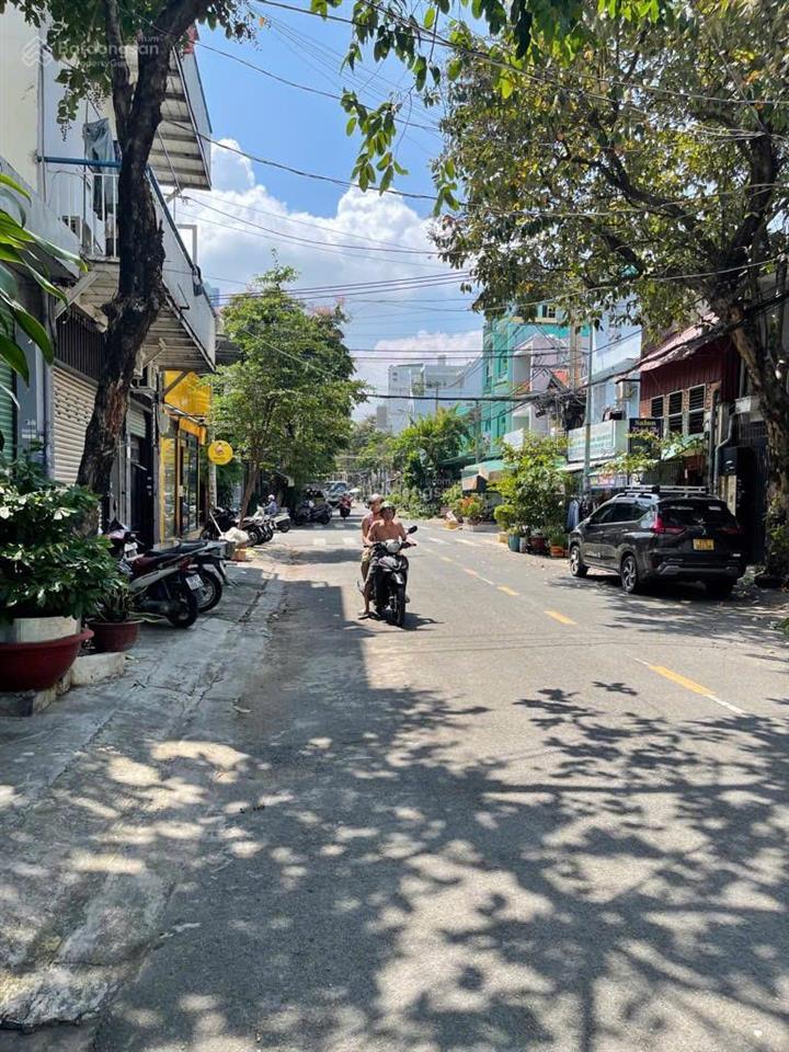 Tin thật cần tiền bán gấp, nhà mặt tiền nguyễn minh châu ngang 5,5m x 32m siêu rẻ ~92tr/m2 lô góc