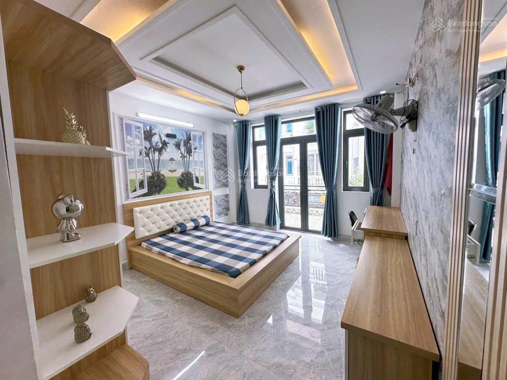 Hàng hiếm dt 68m2 x5 tầng hẻm 6m, chỉ 7.8 tỷ phù hợp làm chdv 11 phòng tại p12  an hội tây gò vấp