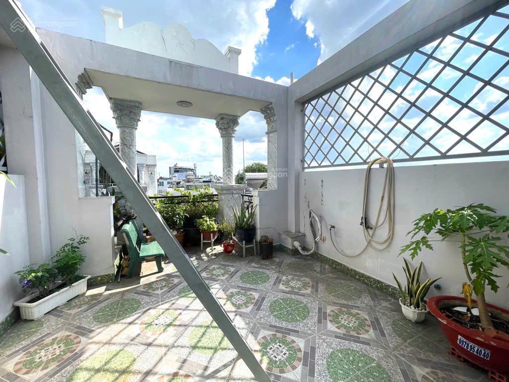 Hàng hiếm dt 68m2 x5 tầng hẻm 6m, chỉ 7.8 tỷ phù hợp làm chdv 11 phòng tại p12  an hội tây gò vấp