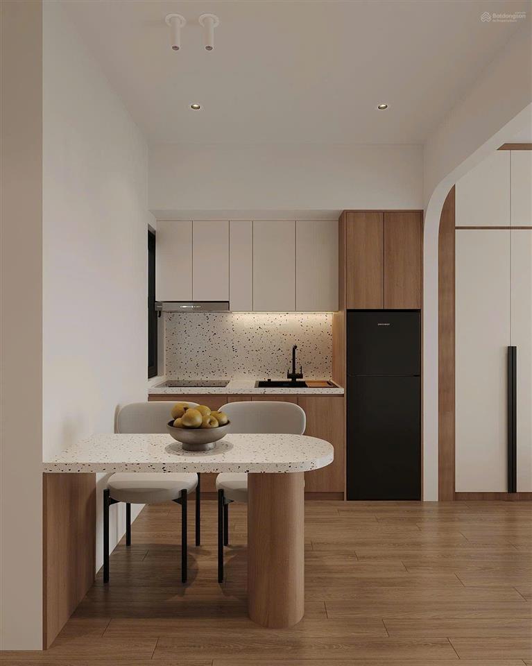 Hàng kín , nhà mặt phố 62m2 dòng tiền 40tr/th đường trước nhà 13m cách đại học giao thông 100m