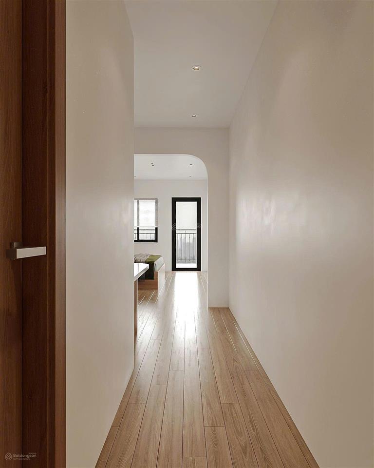 Hàng kín , nhà mặt phố 62m2 dòng tiền 40tr/th đường trước nhà 13m cách đại học giao thông 100m