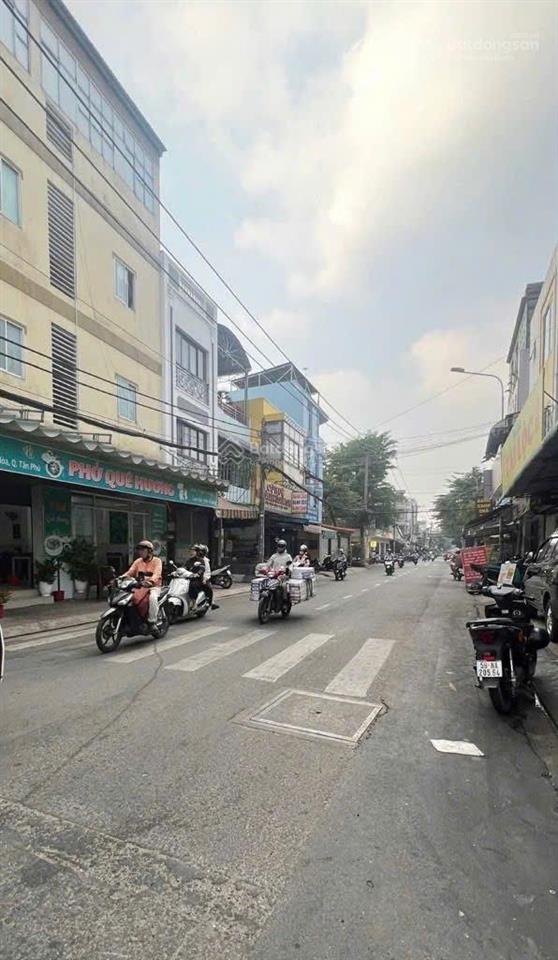 Tin thật bán nhà tân phú  110m2, 5 tầng, ngang 5x20m đường trước nhà 13m, vỉa hè