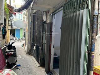 Chỉ 2.56 tỷ, có hộ khẩu bùi viện  quận 1 !, bán nhà 3 tầng, 2pn, 3wc