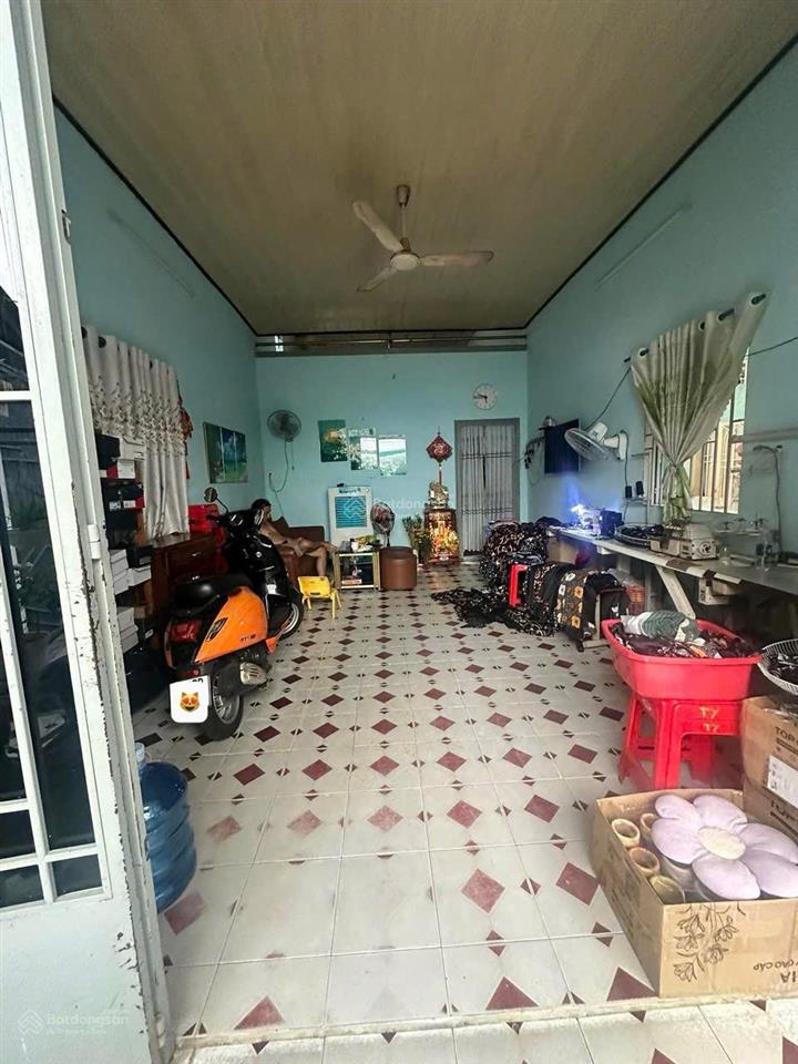 Giảm 300 triệu chỉ còn 5.7 tỷ thương lượng 74m xe hơi đỗ cửa phú thọ hòa, tân phú