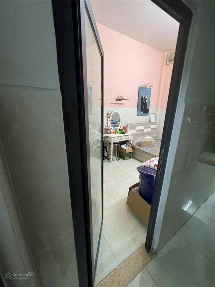 Bán nhà hẻm ô tô thông lãnh binh thăng q11 53m 2 tầng 3pn chỉ 6 tỷ tl.