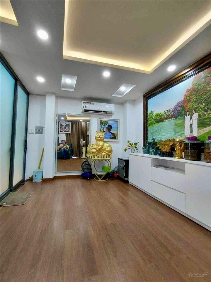 Bán nhà tân bình giáp quận 10 hẻm xe tải tránh ngang 6m chỉ 6.x tỷ tl.