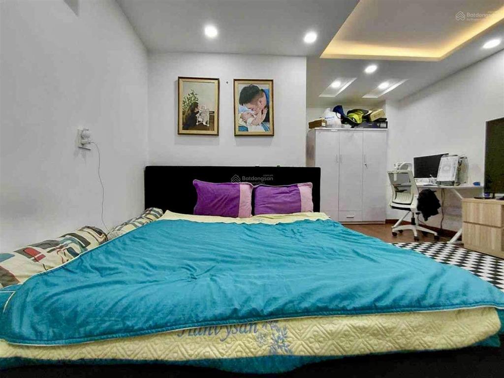 Bán nhà tân bình giáp quận 10 hẻm xe tải tránh ngang 6m chỉ 6.x tỷ tl.