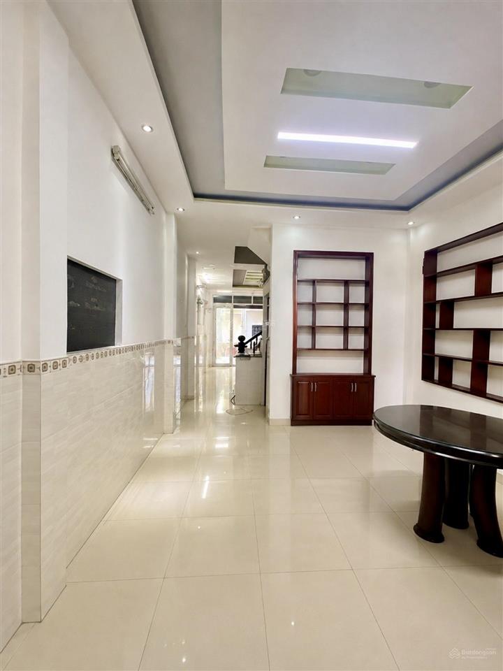 Bán nhà hẻm xe hơi đường lạc long quân, tân bình 70m 4 tầng 4pn giá 8.3 tỷ