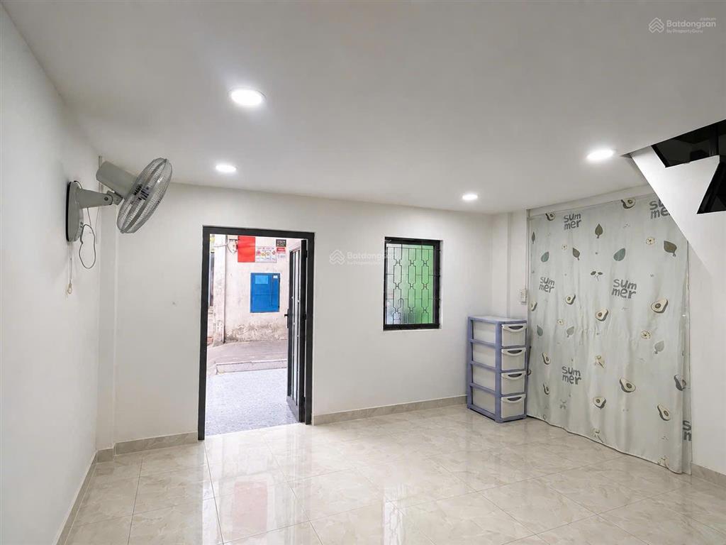 Bán nhà 2 tầng kiên cố linh xuân cách ql1a chỉ 30m
