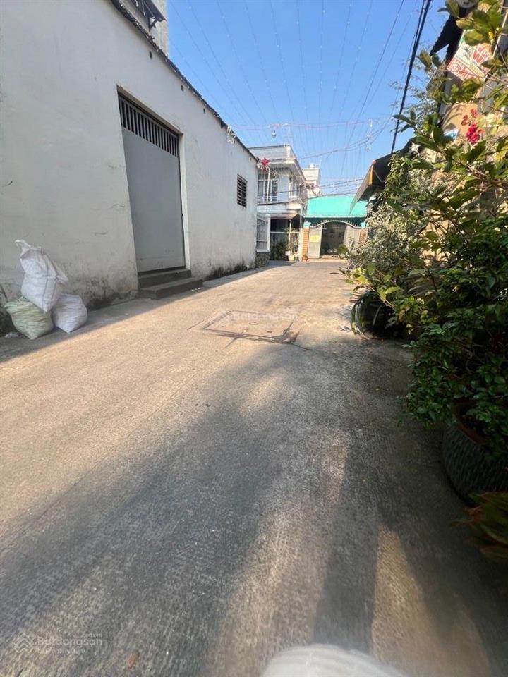 Nhà hxh tân thới nhì 2 tầng 3pn shr 3,9 tỷ