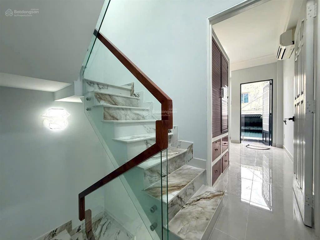 Nhà hiếm 2ty900 nguyễn văn nguyễn, tân định q1 sổ hồng riêng, 3 tầng + sân thượng, 38.6m² ở ngay