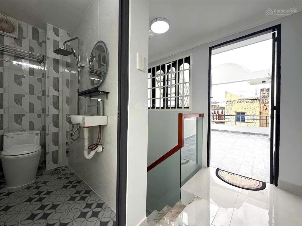 Nhà hiếm 2ty900 nguyễn văn nguyễn, tân định q1 sổ hồng riêng, 3 tầng + sân thượng, 38.6m² ở ngay