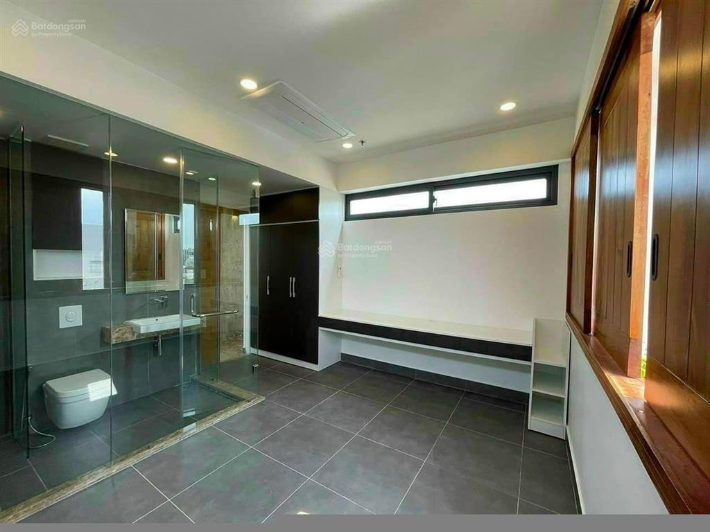 Bán nhà gấp 3ty560 xoay vốn tại phố phan đăng lưu, phường 3, phú nhuận, 49,2m2, sổ hồng riêng