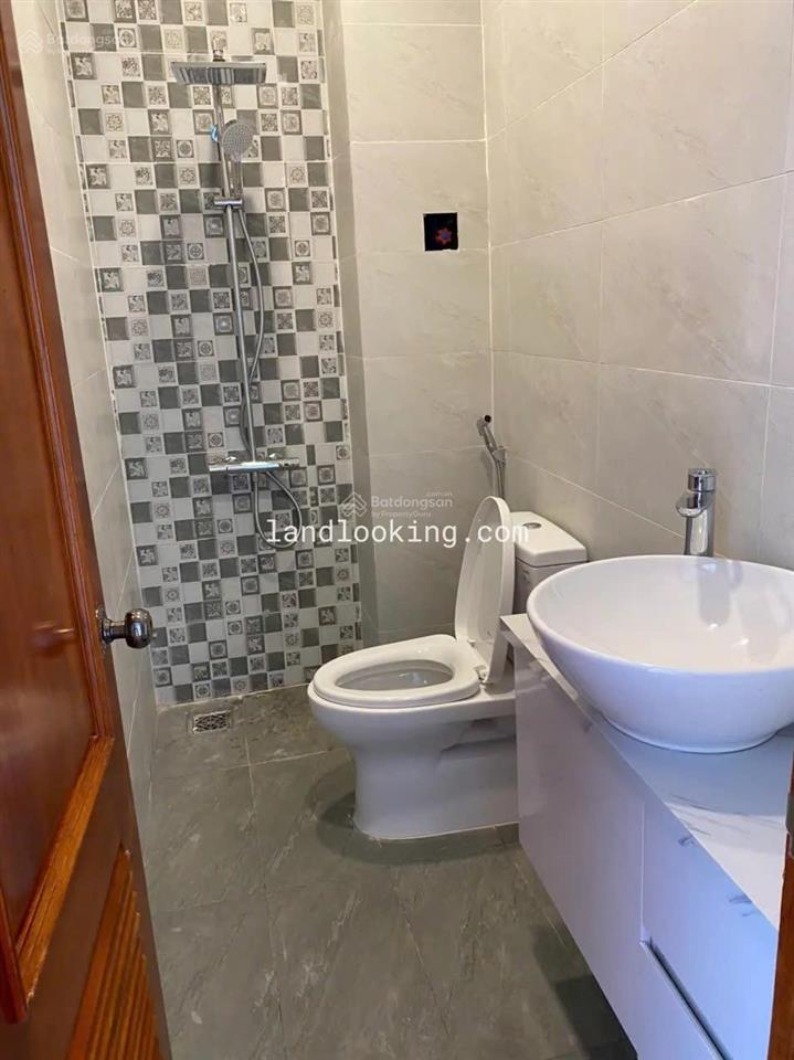 Bán gấp nhà 2ty580 lam sơn, tân bình hơn 38m sở hữu 4 tầng, liền kề công viên hoàng văn thụ