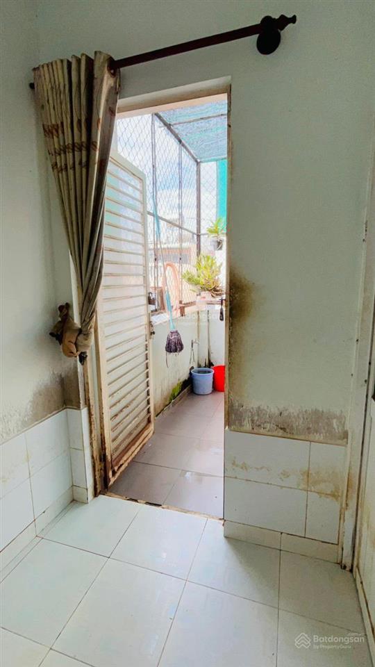 Chính chủ bán lỗ nhà gần phan xích long, phú nhuận, 68.8m2,3 lầu giá siêu hời  sổ hồng riêng