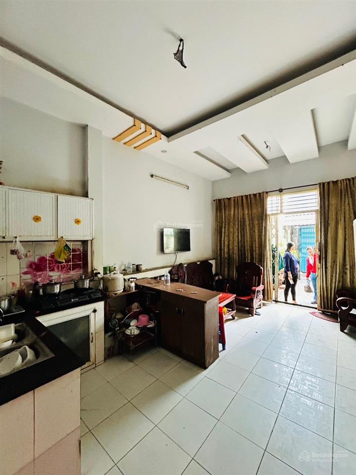 Chính chủ bán lỗ nhà gần phan xích long, phú nhuận, 68.8m2,3 lầu giá siêu hời  sổ hồng riêng