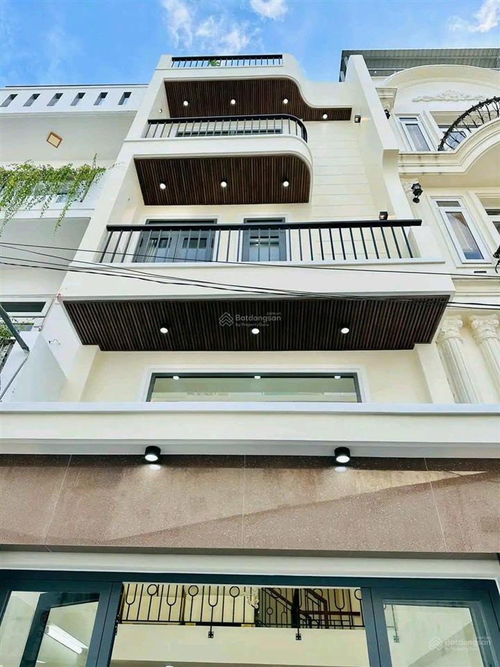 Nhà 5 tầng giá 4tỷ980 thành thái, quận 10, dt 68.9m² hẻm xe hơi 4m nhiều tiện ích xung quanh, shr