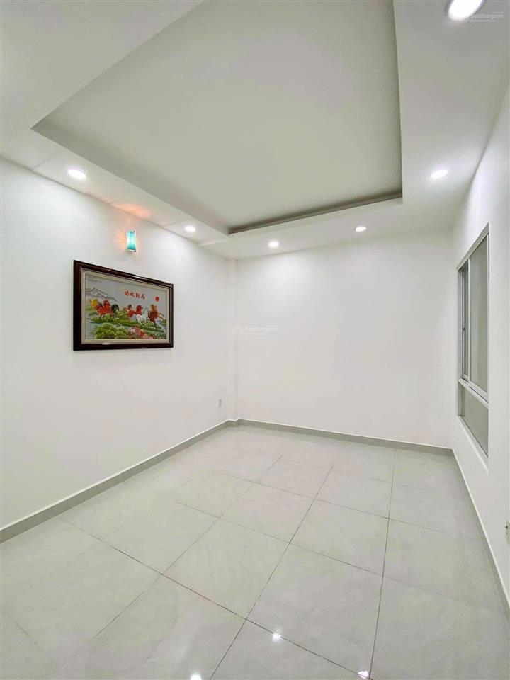 Sát mặt tiền sư vạn hạnh, quận 10. diện tích 64.4m², 2ty890, hẻm xe hơi, shr , thuê 12tr/tháng