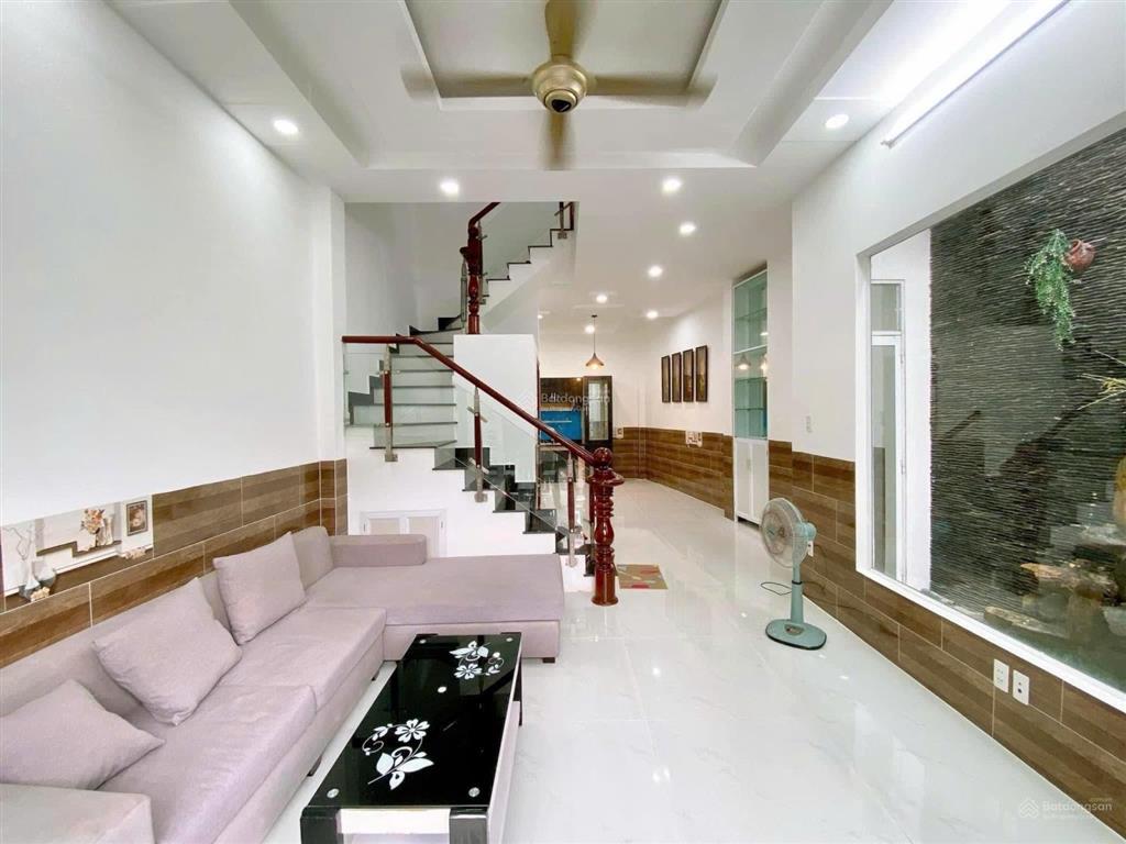 Sát mặt tiền sư vạn hạnh, quận 10. diện tích 64.4m², 2ty890, hẻm xe hơi, shr , thuê 12tr/tháng