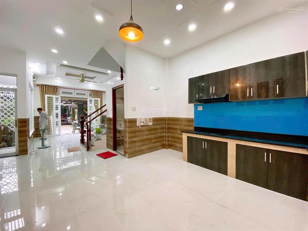 Sát mặt tiền sư vạn hạnh, quận 10. diện tích 64.4m², 2ty890, hẻm xe hơi, shr , thuê 12tr/tháng