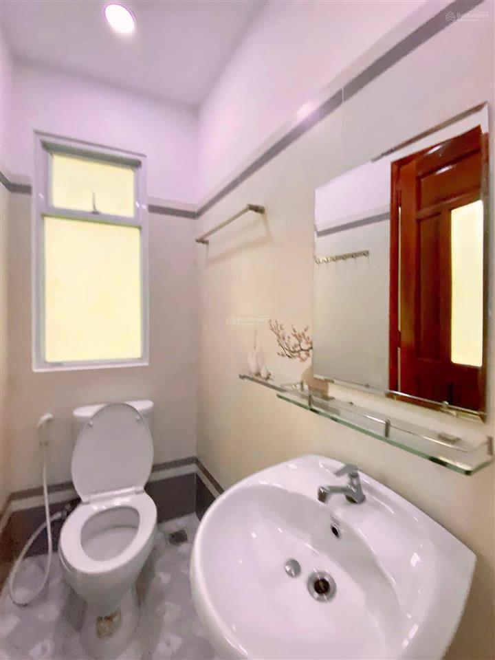 Sát mặt tiền sư vạn hạnh, quận 10. diện tích 64.4m², 2ty890, hẻm xe hơi, shr , thuê 12tr/tháng