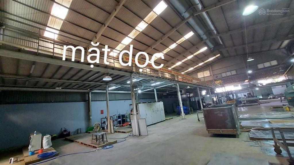 Bán nhà xưởng mặt tiền kênh a, giá 28 tỷ