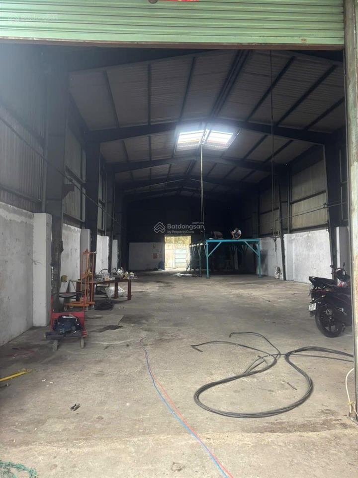 Cần bán nhà xưởng đường kênh a, xã lê minh xuân, giá 14 tỷ