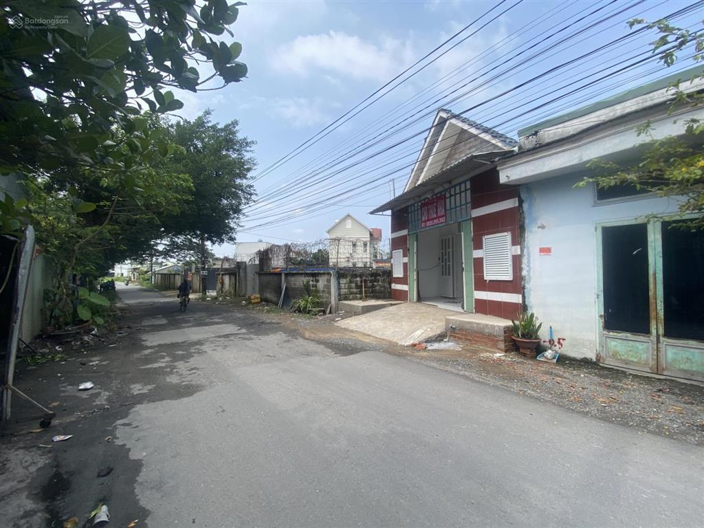 Bán nhà mặt tiền nguyễn văn dương, tt. đức hoà, giá 2,8 tỷ