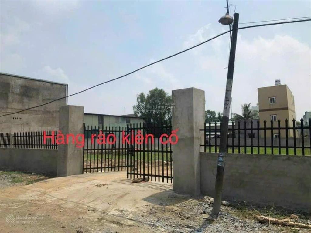 Bán 2100m thổ cư cách trần văn giàu 20m, giá 48,3 tỷ