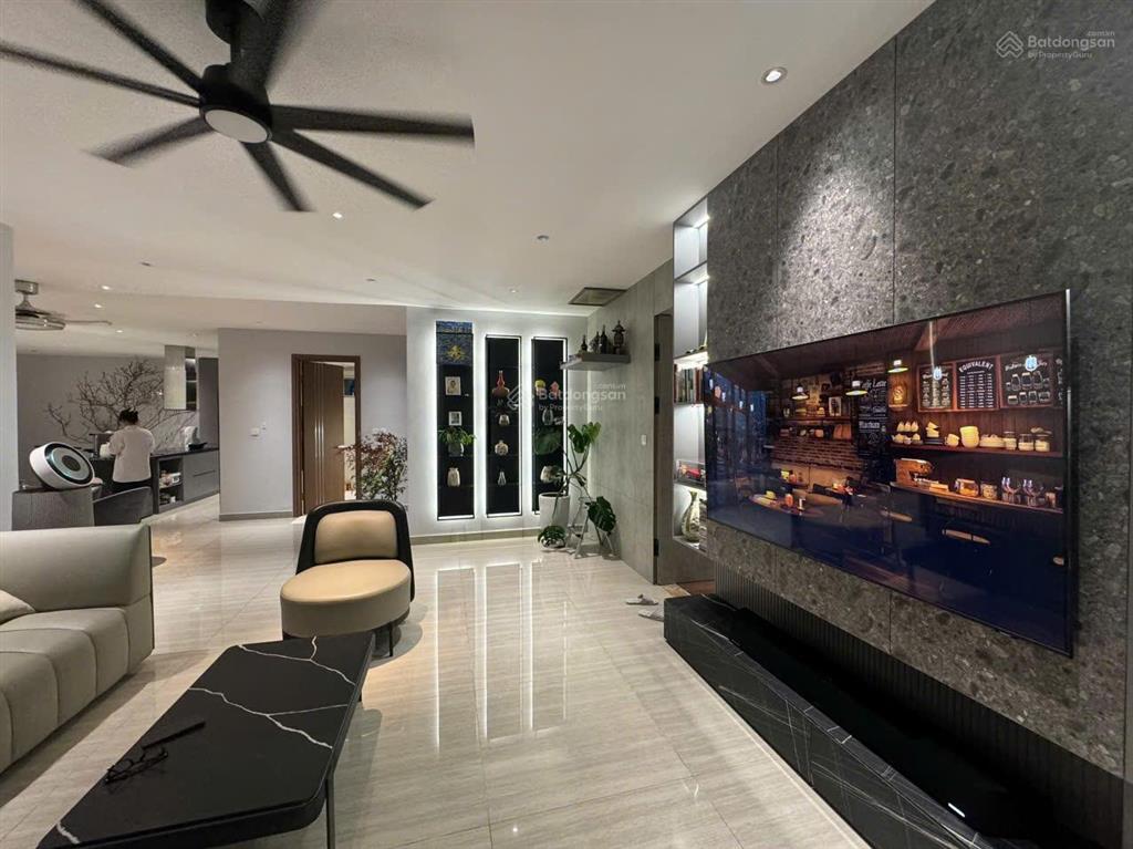 Bán căn góc 153m2 rộng nhất the link ciputra tây hồ full nội thất sang trọng.  0916 252 ***