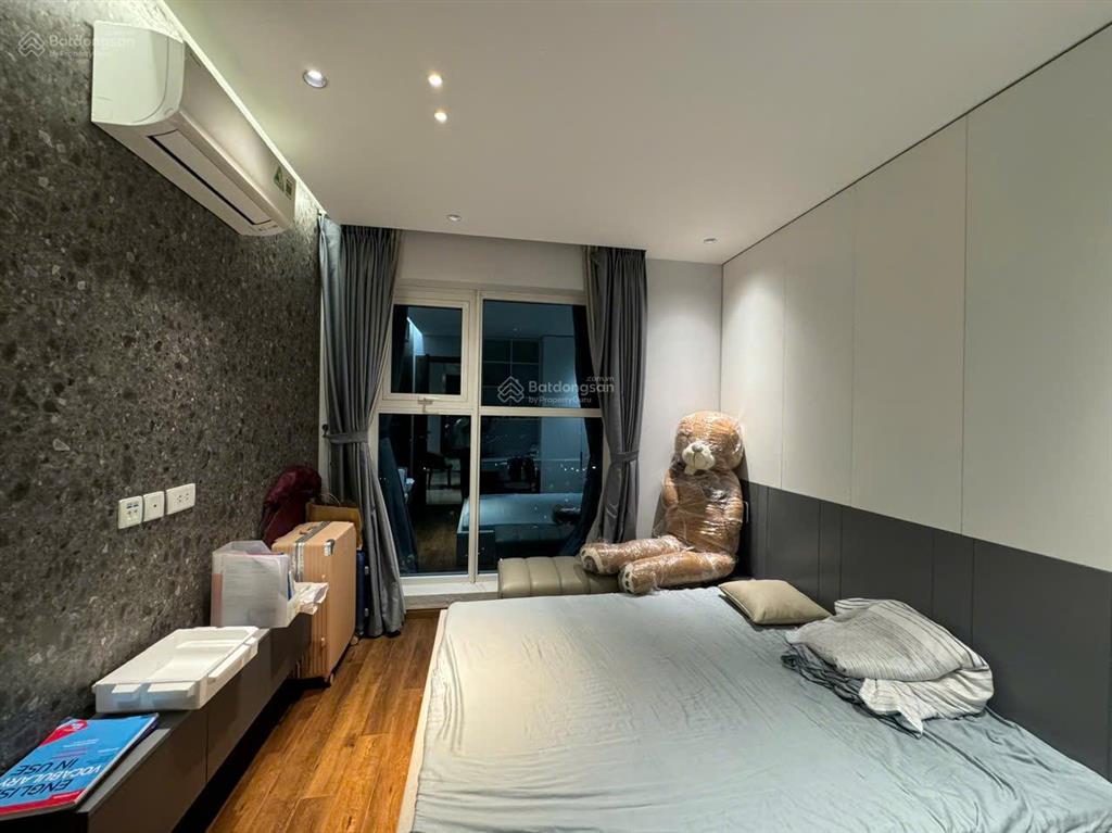 Bán căn góc 153m2 rộng nhất the link ciputra tây hồ full nội thất sang trọng.  0916 252 ***