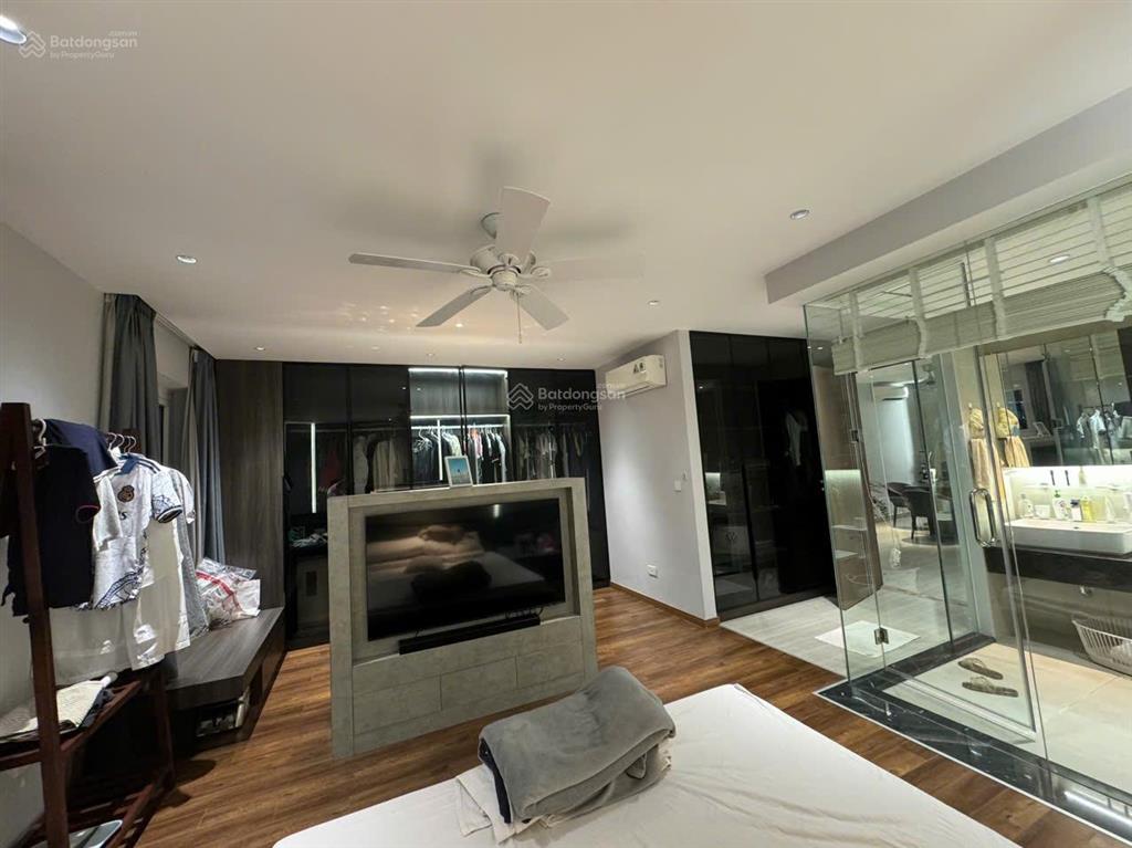 Bán căn góc 153m2 rộng nhất the link ciputra tây hồ full nội thất sang trọng.  0916 252 ***