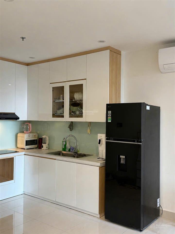 Bán nhà tặng nội thất căn 2pn 59m2, giá 2 tỷ 550 vinhomes grand park quận 9