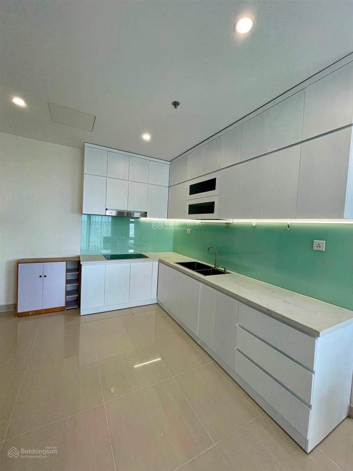 Chủ cần ra căn 2pn + 69m2 giá 2,89 tỷ the rainbow vinhomes grand park quận 9