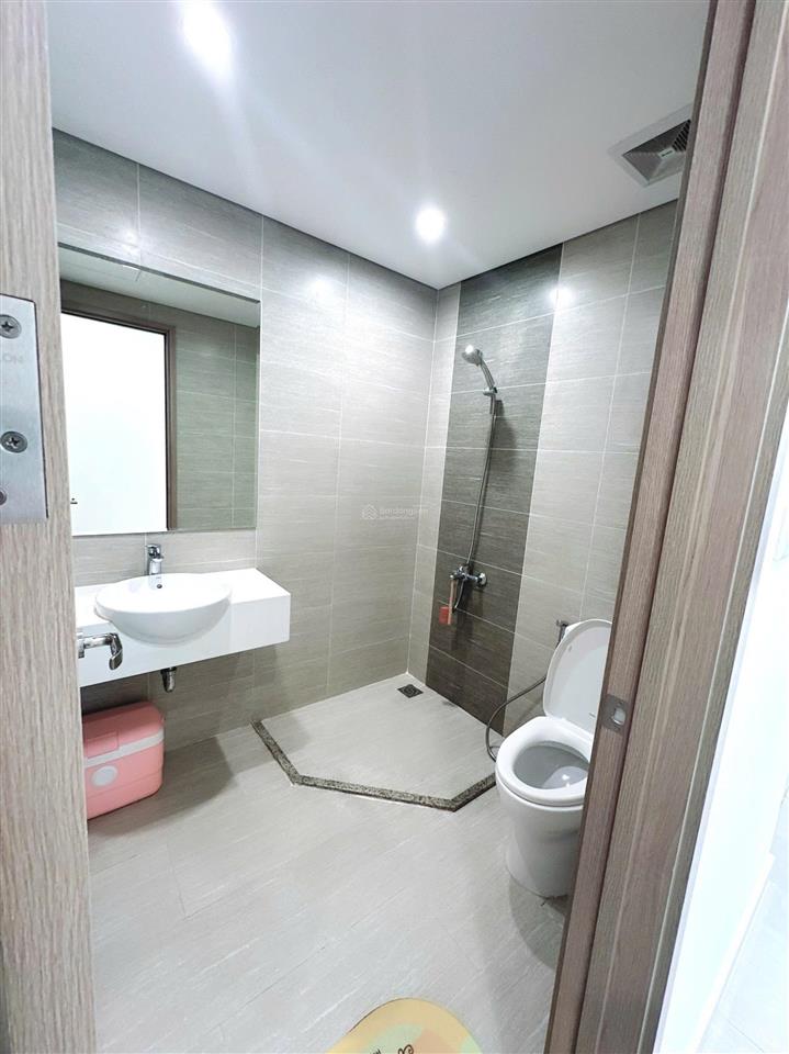 Gấp căn 2pn2wc 59m2 giá 2tỷ750 view trực diện vườn nhật vinhomes grand park quận 9