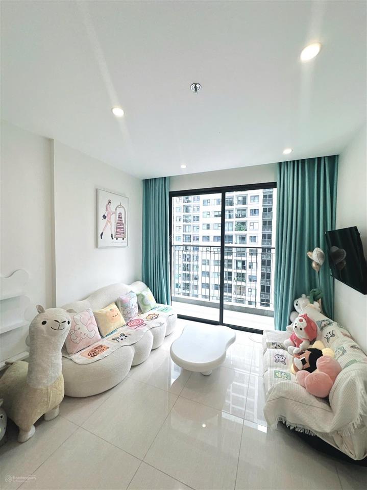 Gấp căn 2pn2wc 59m2 giá 2tỷ750 view trực diện vườn nhật vinhomes grand park quận 9