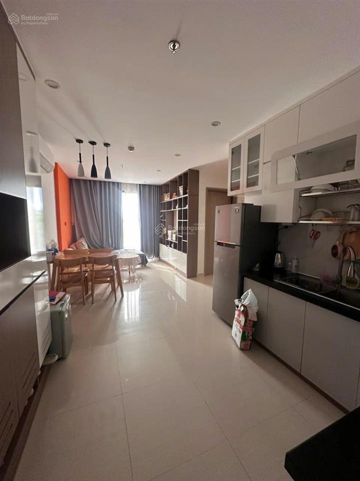 Bán căn 2pn1wc 59m2 giá 2ty550 view hồ bơi vinhomes grand park quận 9