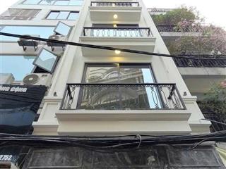 Hạ chào 500tr. chính chủ cần bán gấp nhà có thang máy trung kính, yên hòa, cg. đường ô tô tránh.