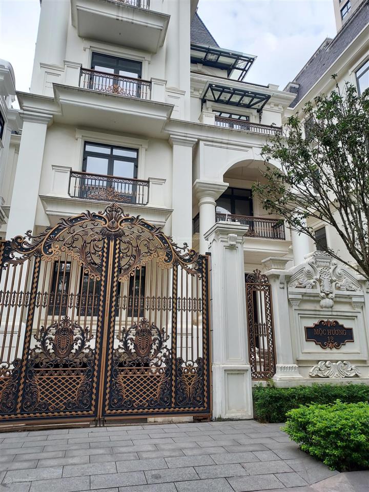 Chính chủ bán biệt thự mỹ đình 2, trần văn cẩn. dt 210m2 x 4 tầng, nhỉnh 60 tỷ,  0866 696 ***.