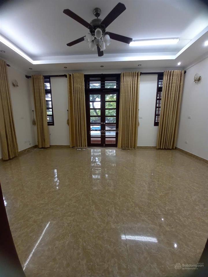 Chính chủ cần bán nhà lô góc mặt phố tôn đức thắng, hàng bột gần văn miếu, cát linh. nhỉnh 50 tỷ