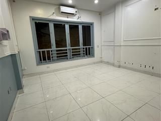 Chính chủ cho thuê nhà phân lô ngõ 23 đỗ quang. diện tích 70m2 x 4 tầng.  0866 696 ***