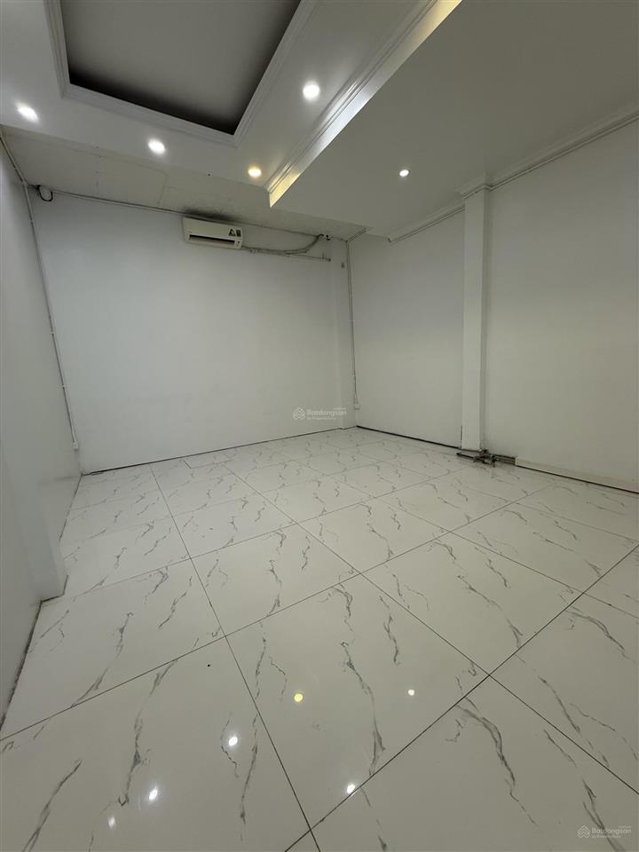 Chính chủ cho thuê nhà phân lô ngõ 23 đỗ quang. diện tích 70m2 x 4 tầng.  0866 696 ***