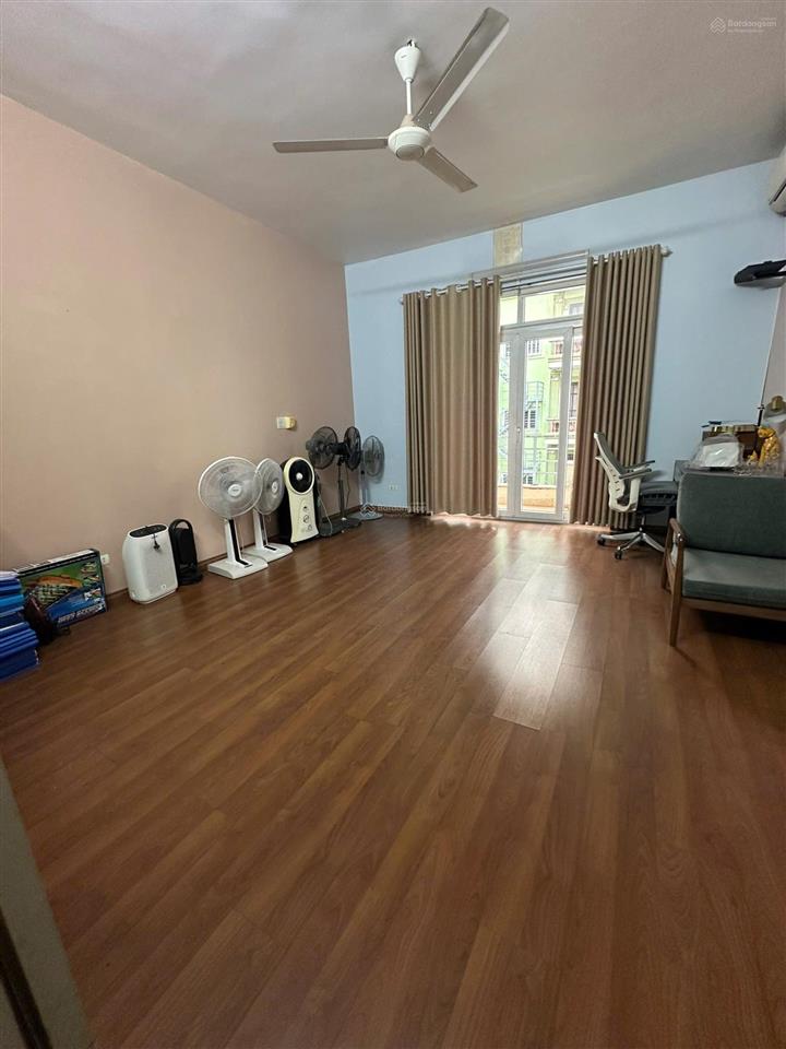 Chính chủ cho thuê nhà mặt phố vũ phạm hàm, gần phố trung yên 130m2 x 5 tầng giá 40tr