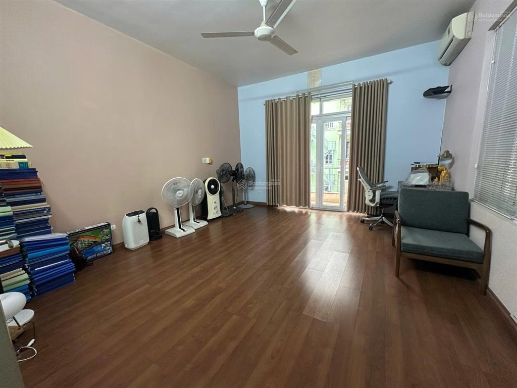 Chính chủ cho thuê nhà mặt phố vũ phạm hàm, gần phố trung yên 130m2 x 5 tầng giá 40tr