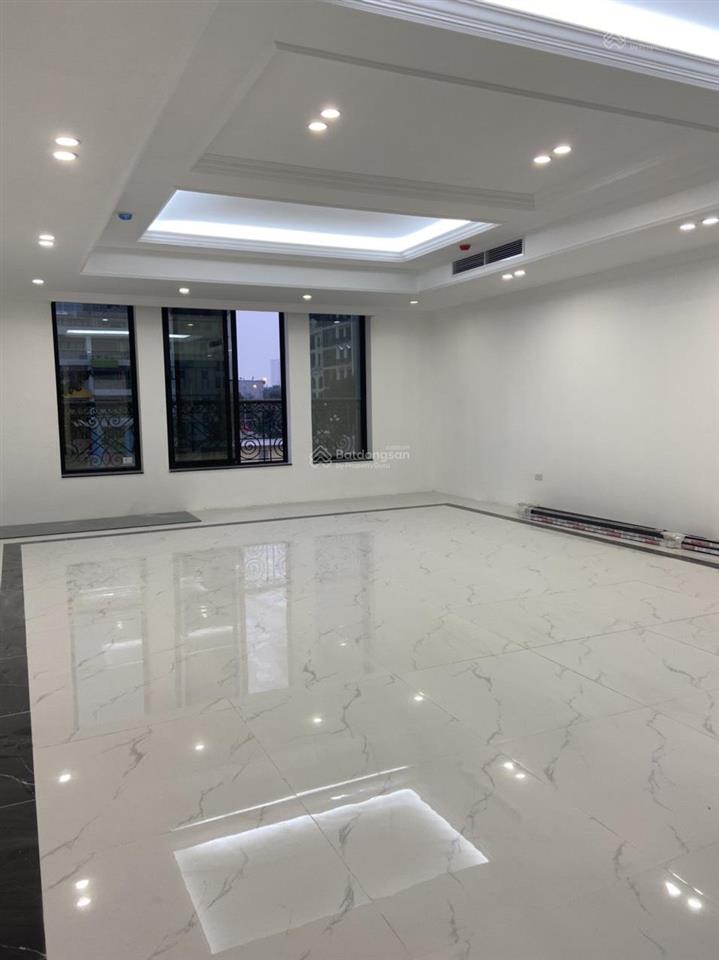 Chính chủ bán nhà mp nguyễn phúc lai, hoàng cầu, đống đa. 120m2x9t, thang máy, kinh doanh sầm uất.
